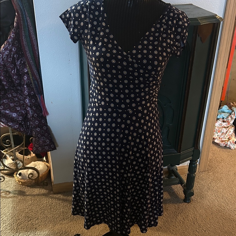 Kaileigh Navy and White Midi Dress